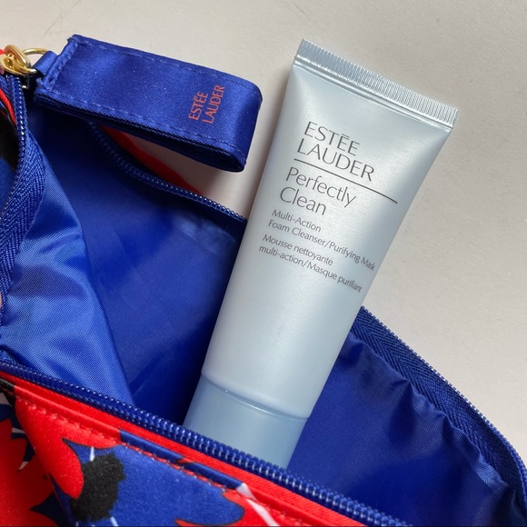 Estée Lauder set-cleansing cream+ makeup case new! - Picture 3 of 9